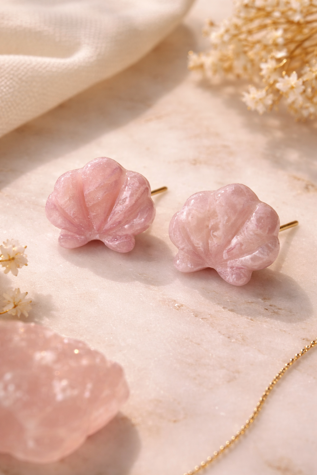 Boucles d’oreilles « Coquillages », effet quartz rose