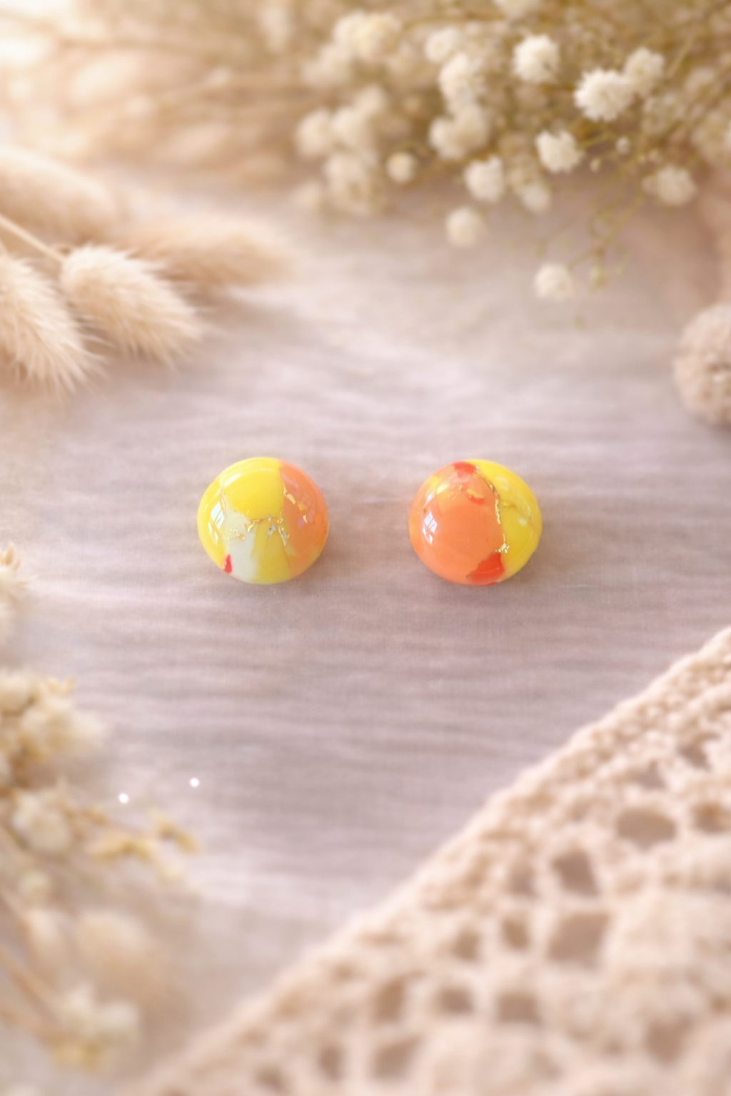 Boucles d’oreilles « Puce » marbré citron/melon/doré