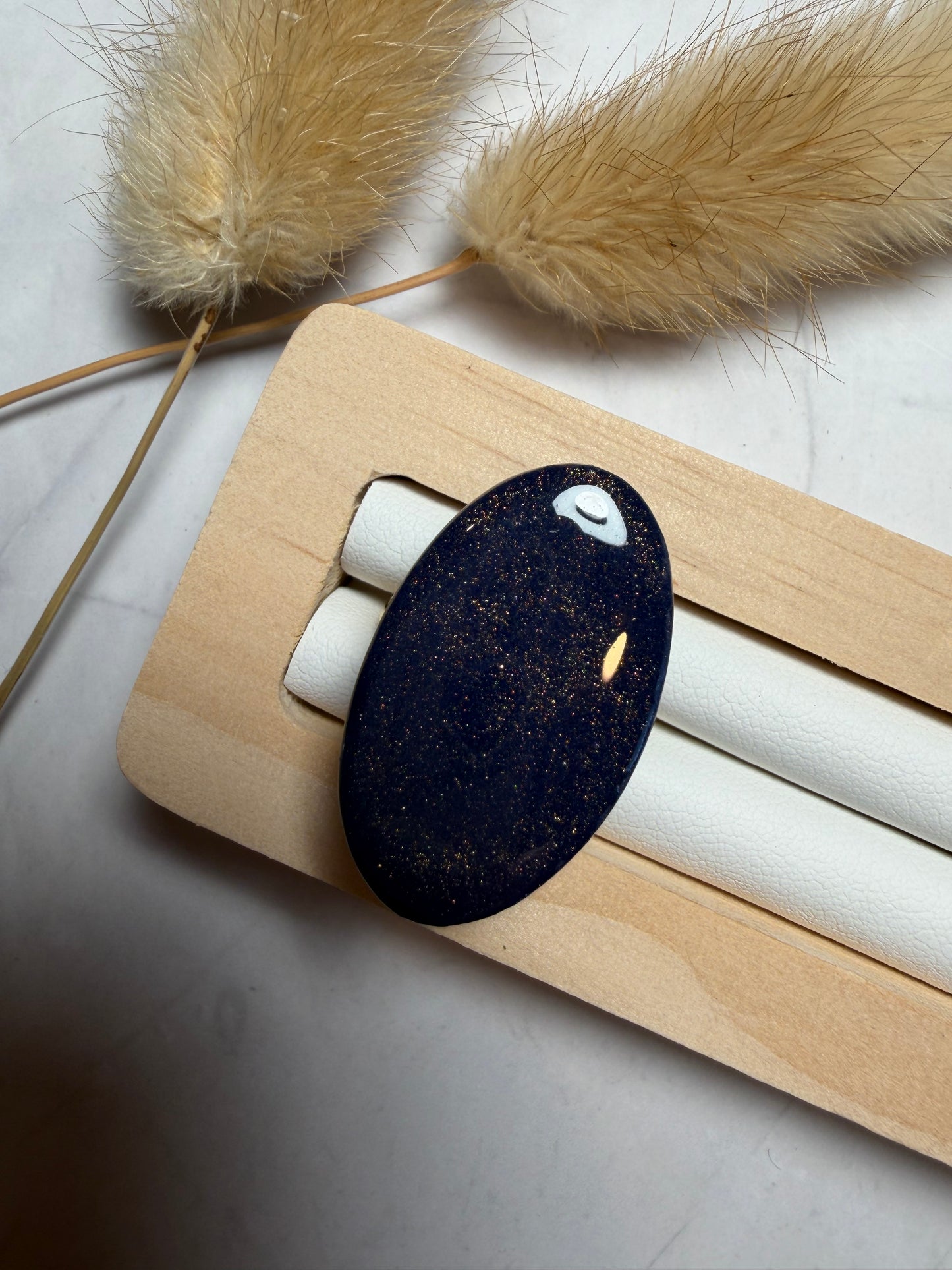 Bague « Ovale » maxi, marine/doré