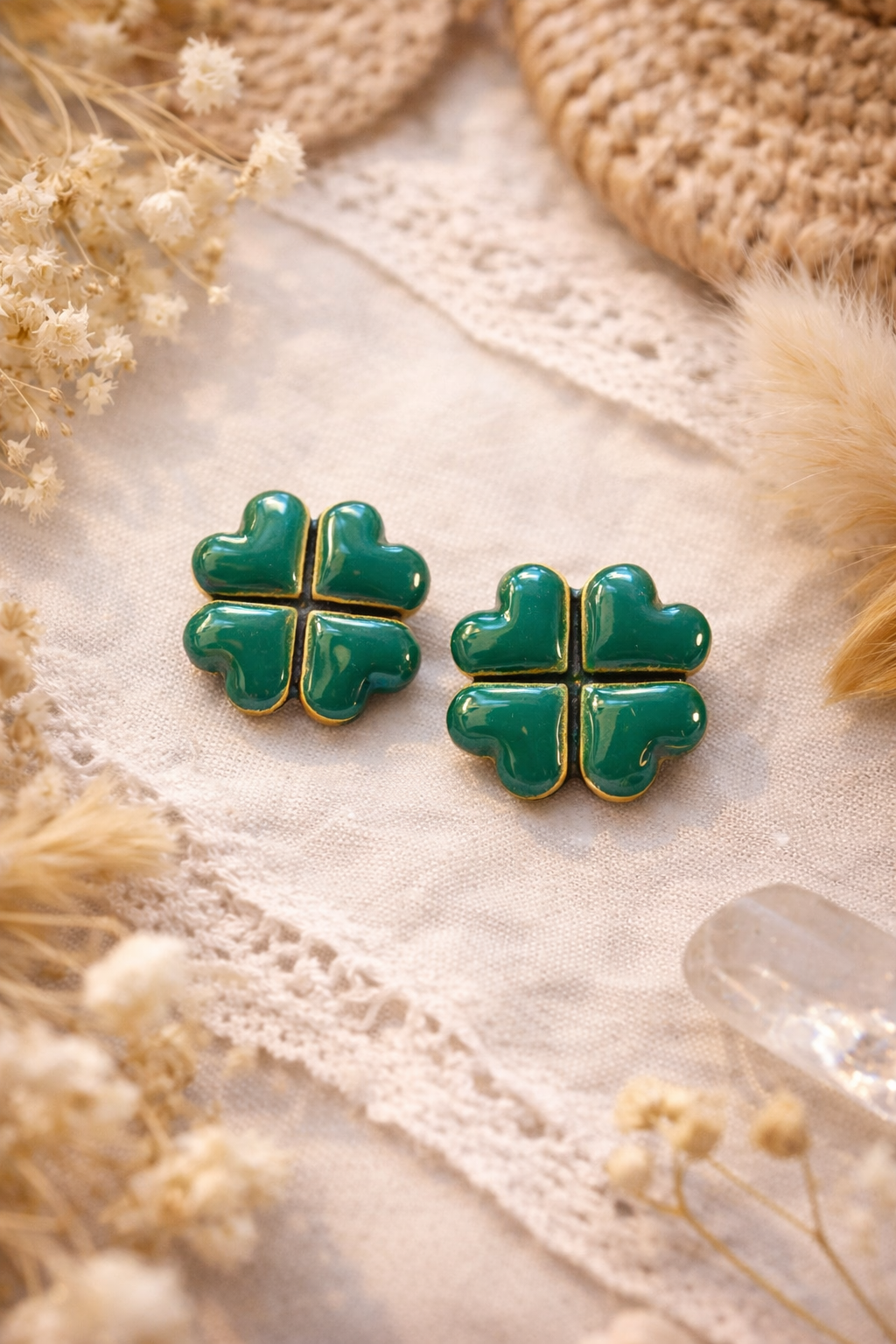 Boucles d’oreilles « Trèfle » vert et doré