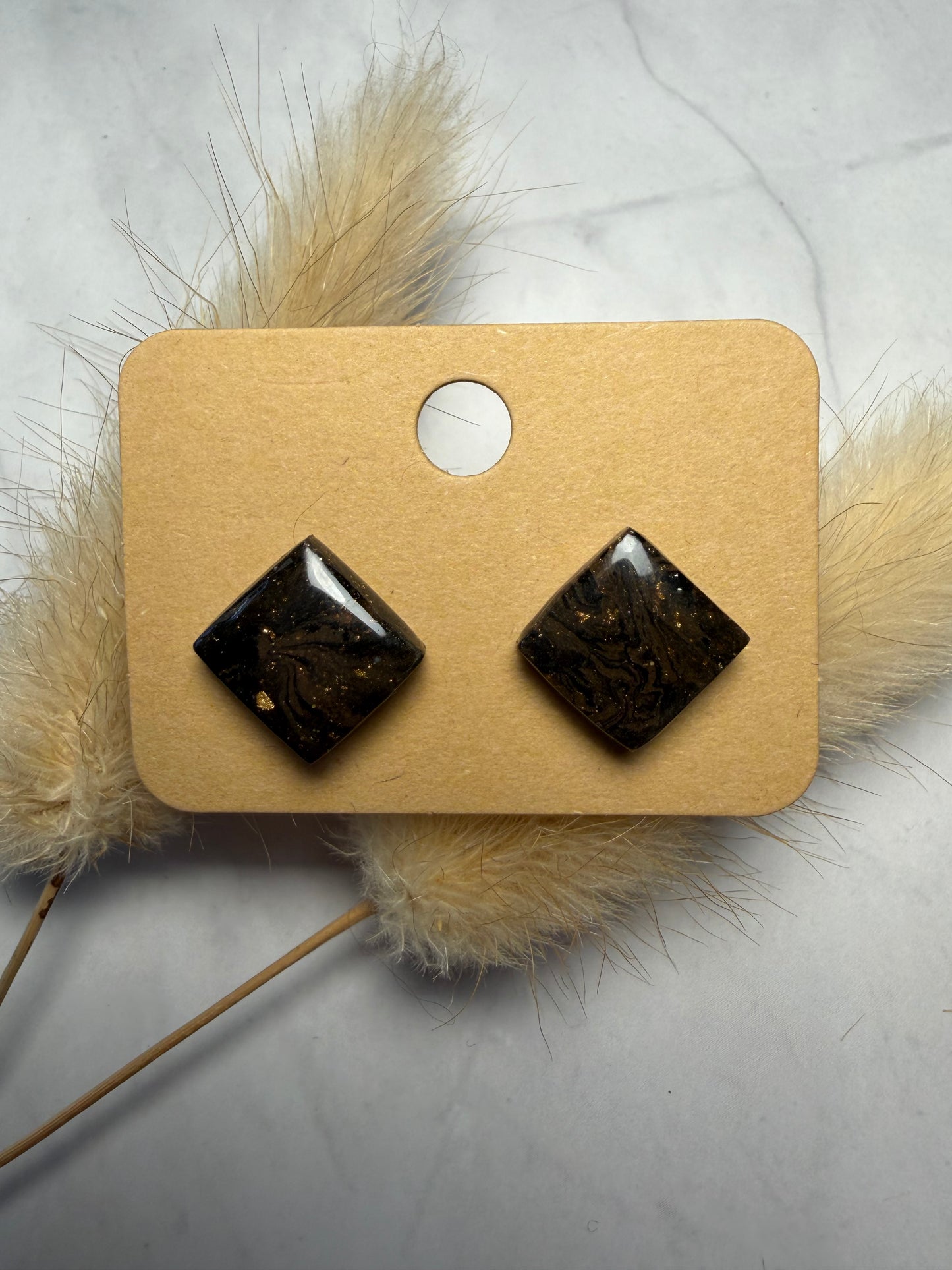 Boucles d’oreilles « Carry » marron/noir